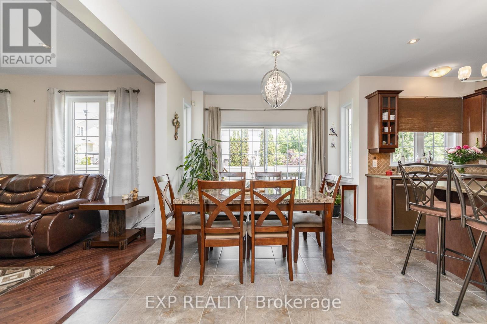 167 CHENOA WAY - 14