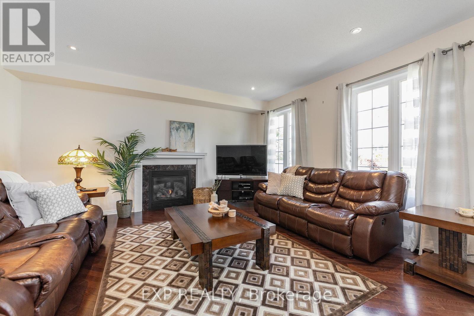 167 CHENOA WAY - 15