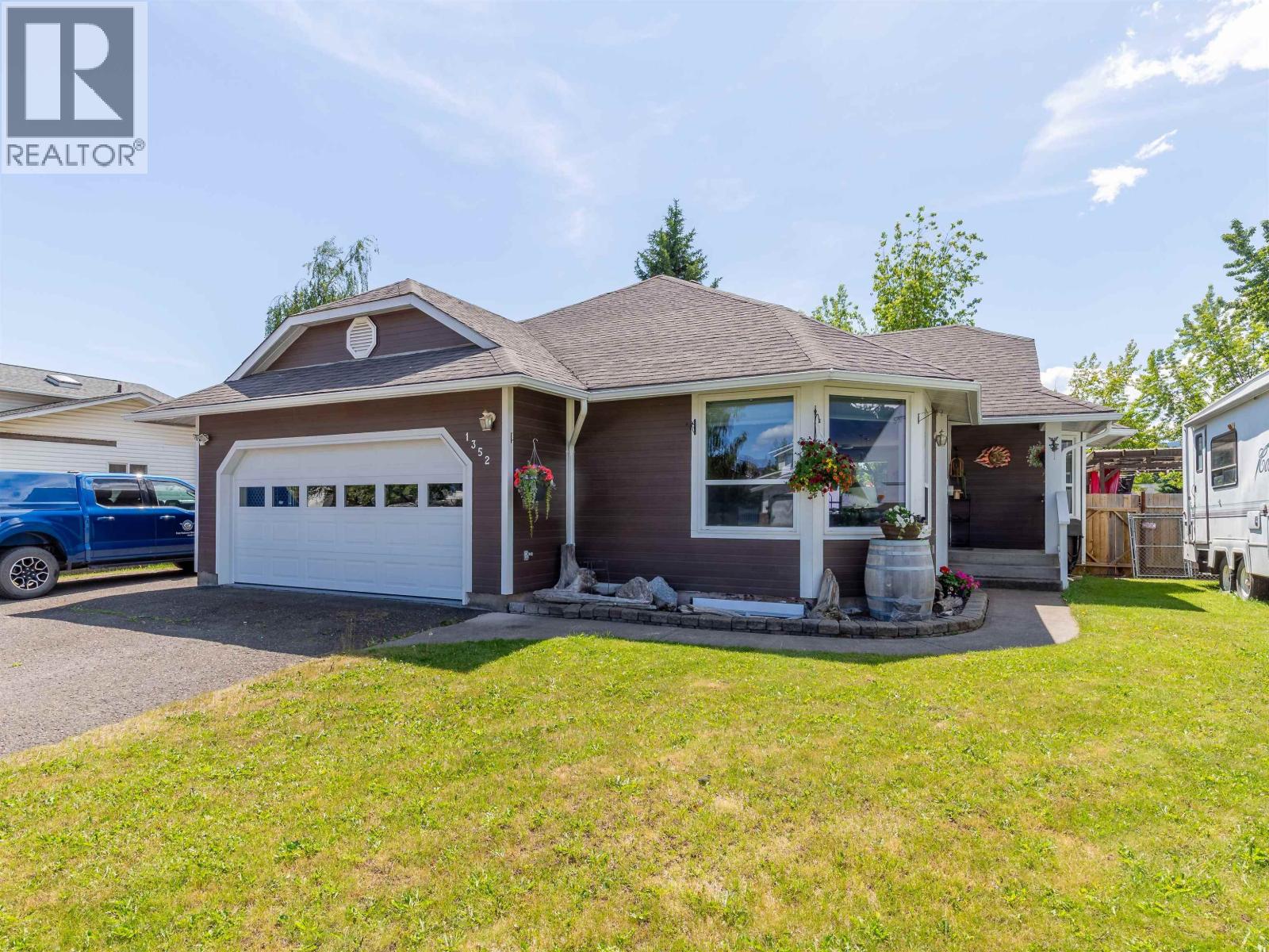 1352 CRONIN Place, Smithers