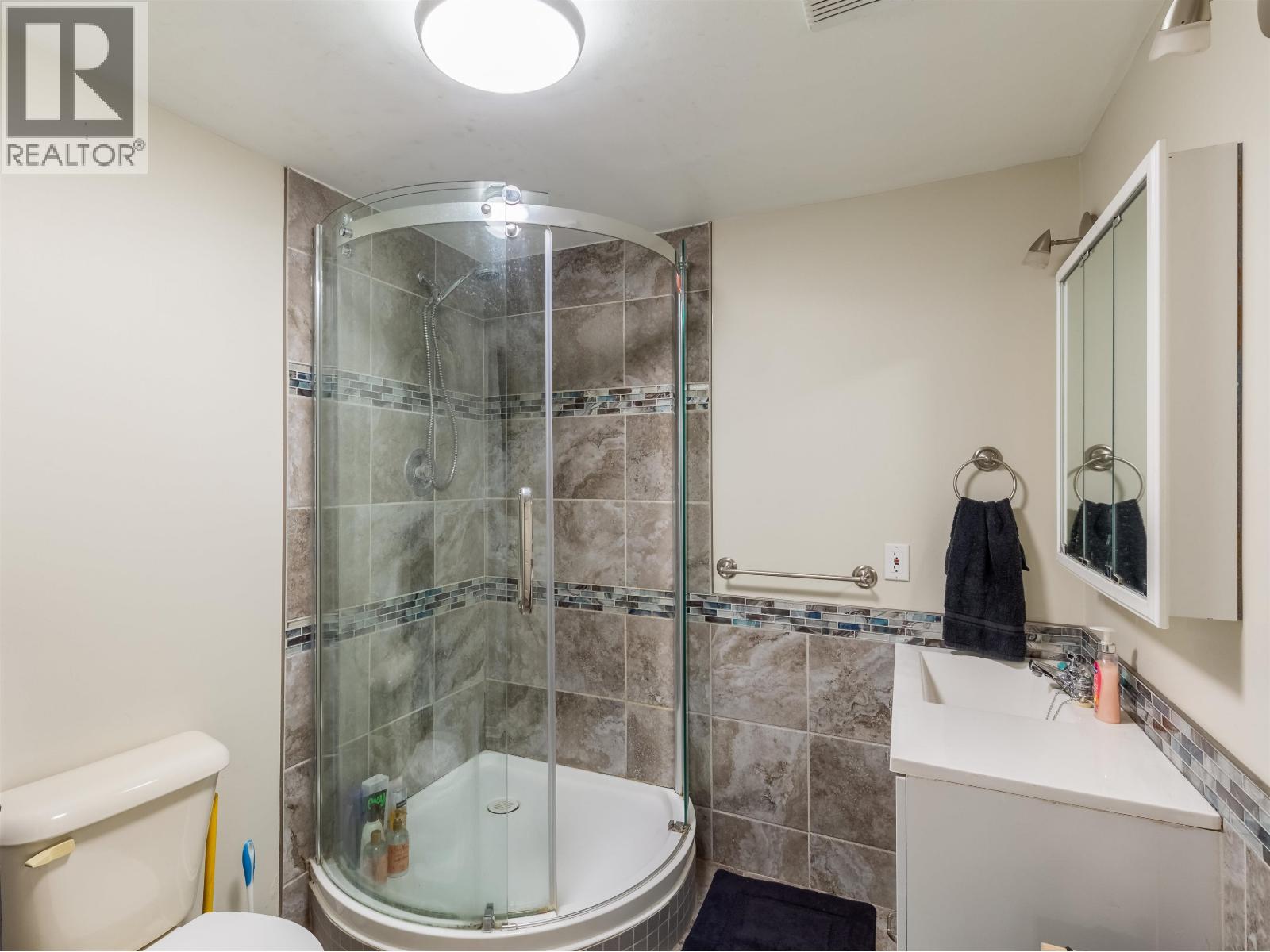 1352 CRONIN Place, Smithers