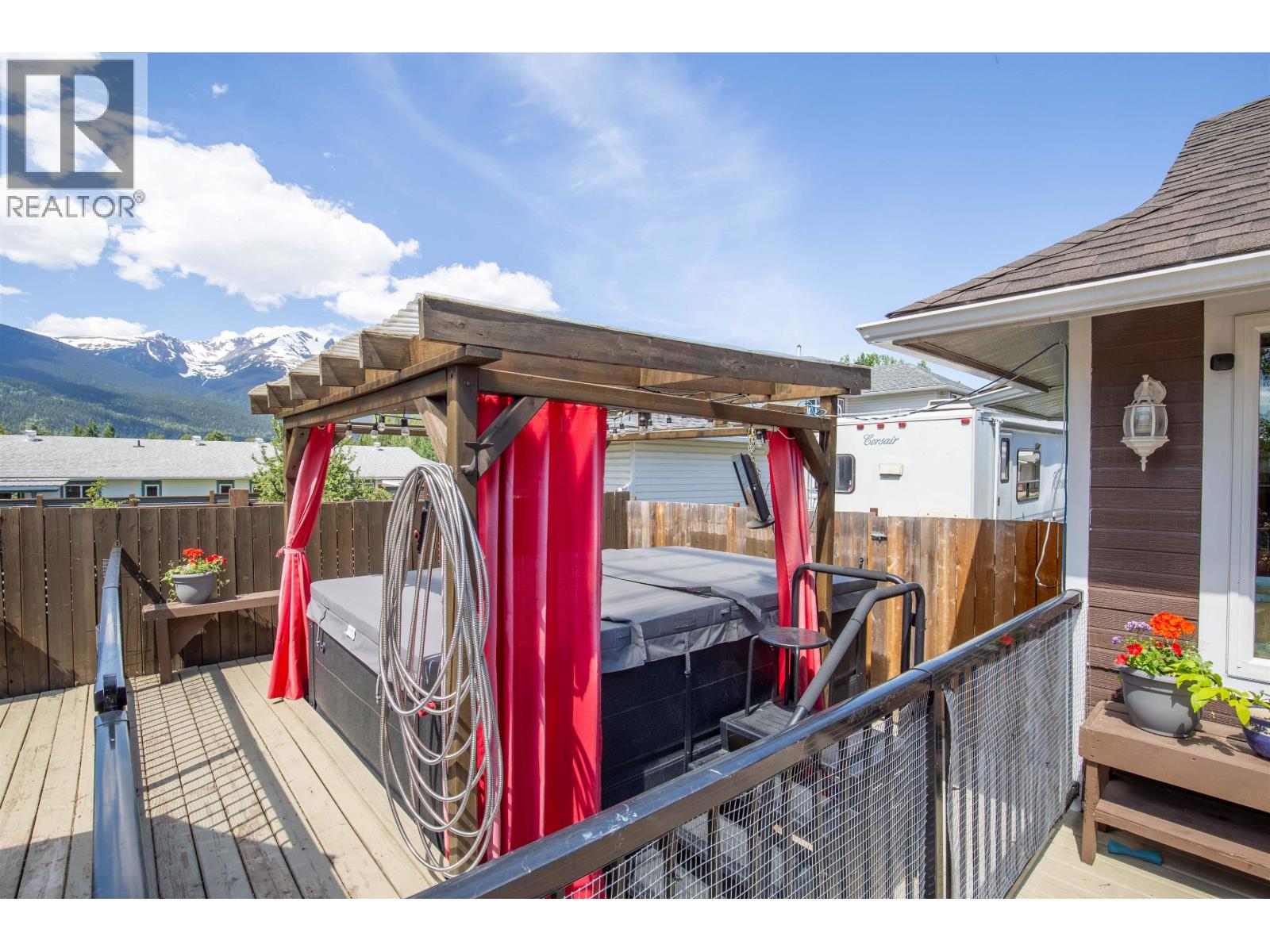 1352 CRONIN Place, Smithers