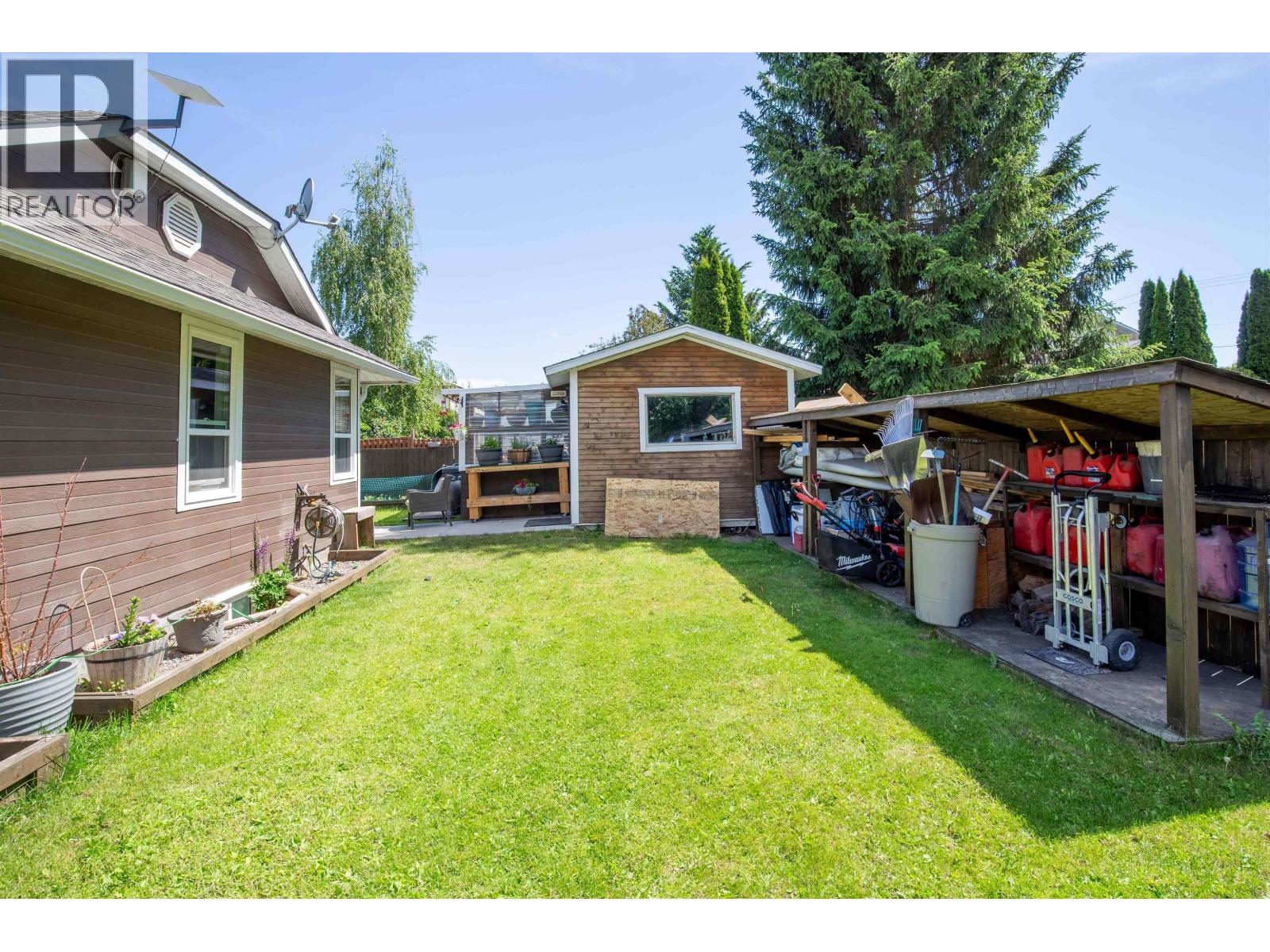1352 CRONIN Place, Smithers