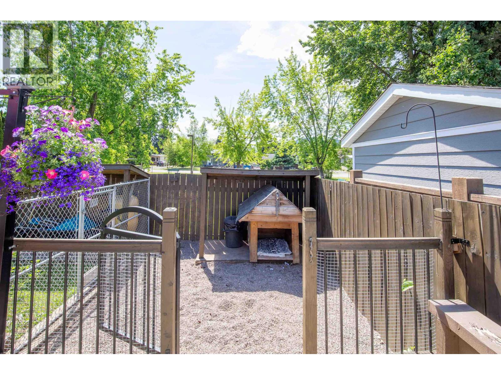 1352 CRONIN Place, Smithers
