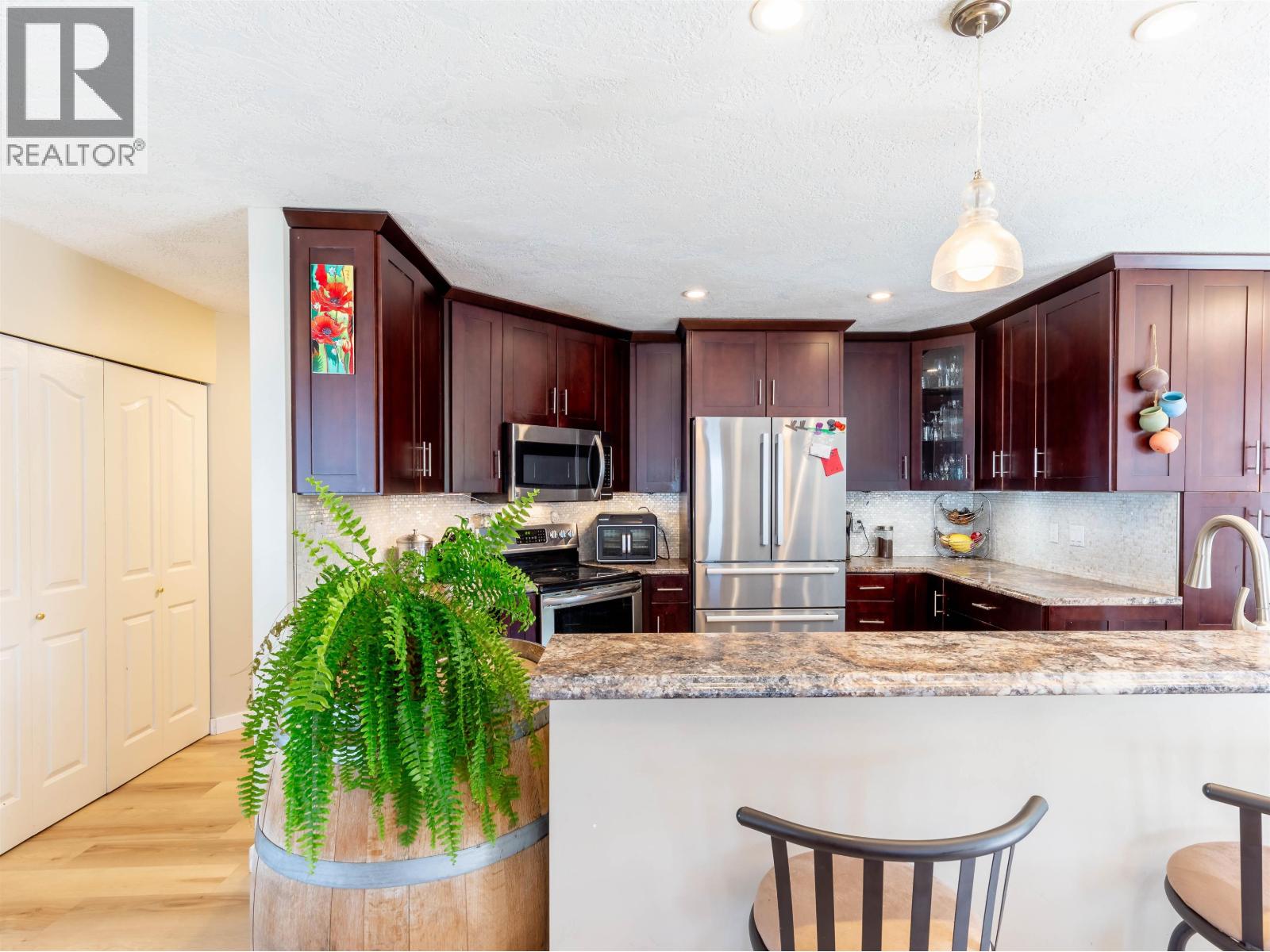 1352 CRONIN Place, Smithers