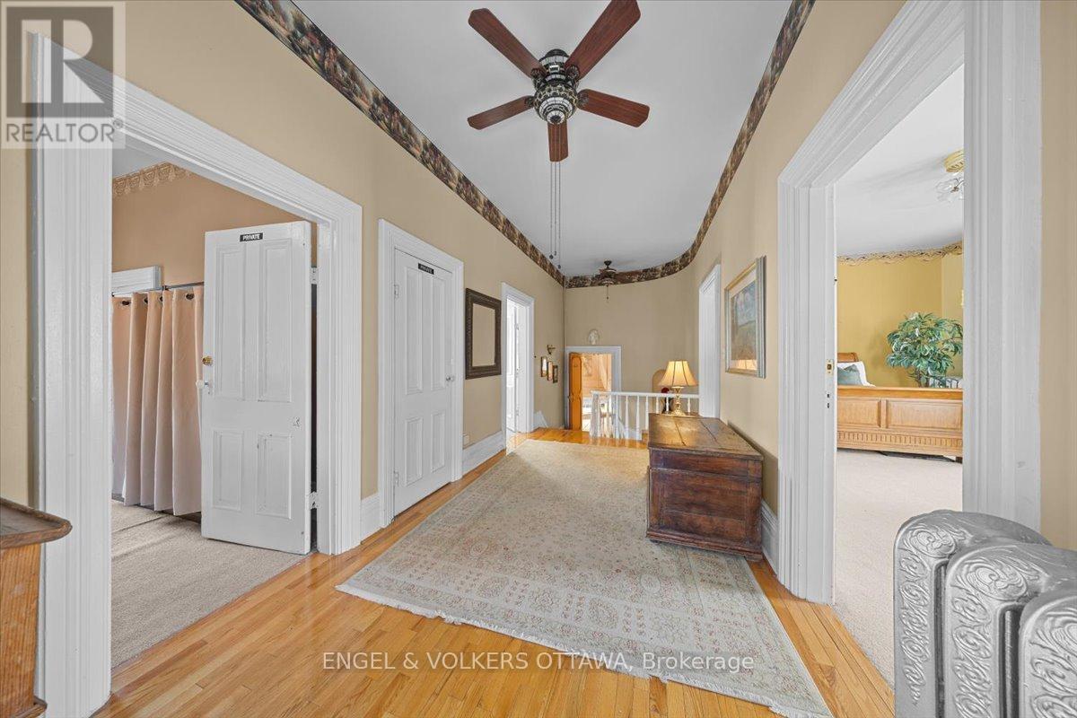 528 ST LAWRENCE STREET - Image 29