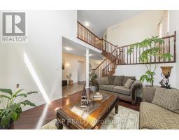 167 Chenoa Way, Ottawa, ON K2J0W8 Photo 7