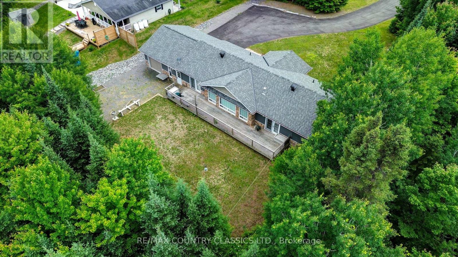 42 NICKLAUS DRIVE - 46