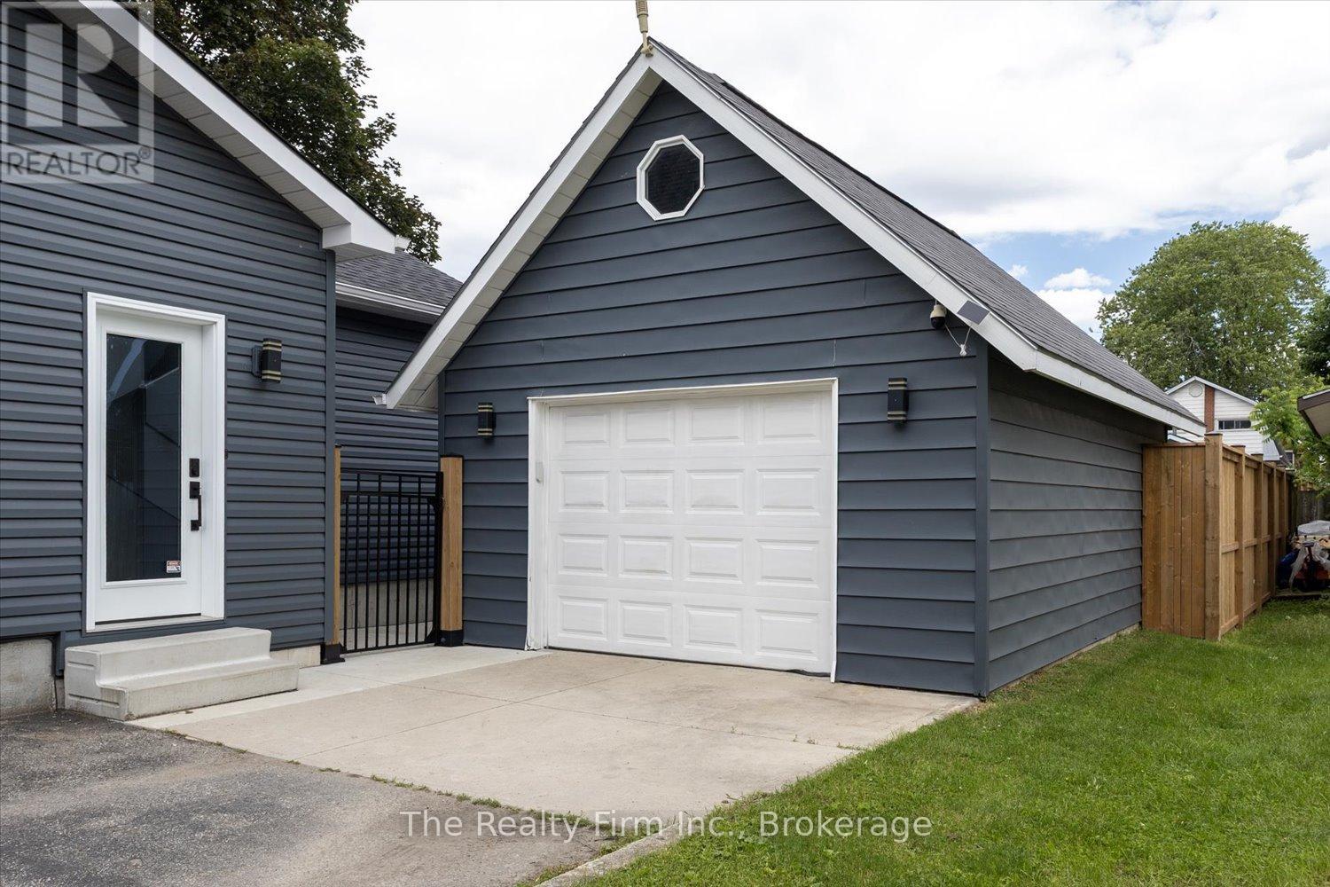 374 WEST GORE STREET - 2