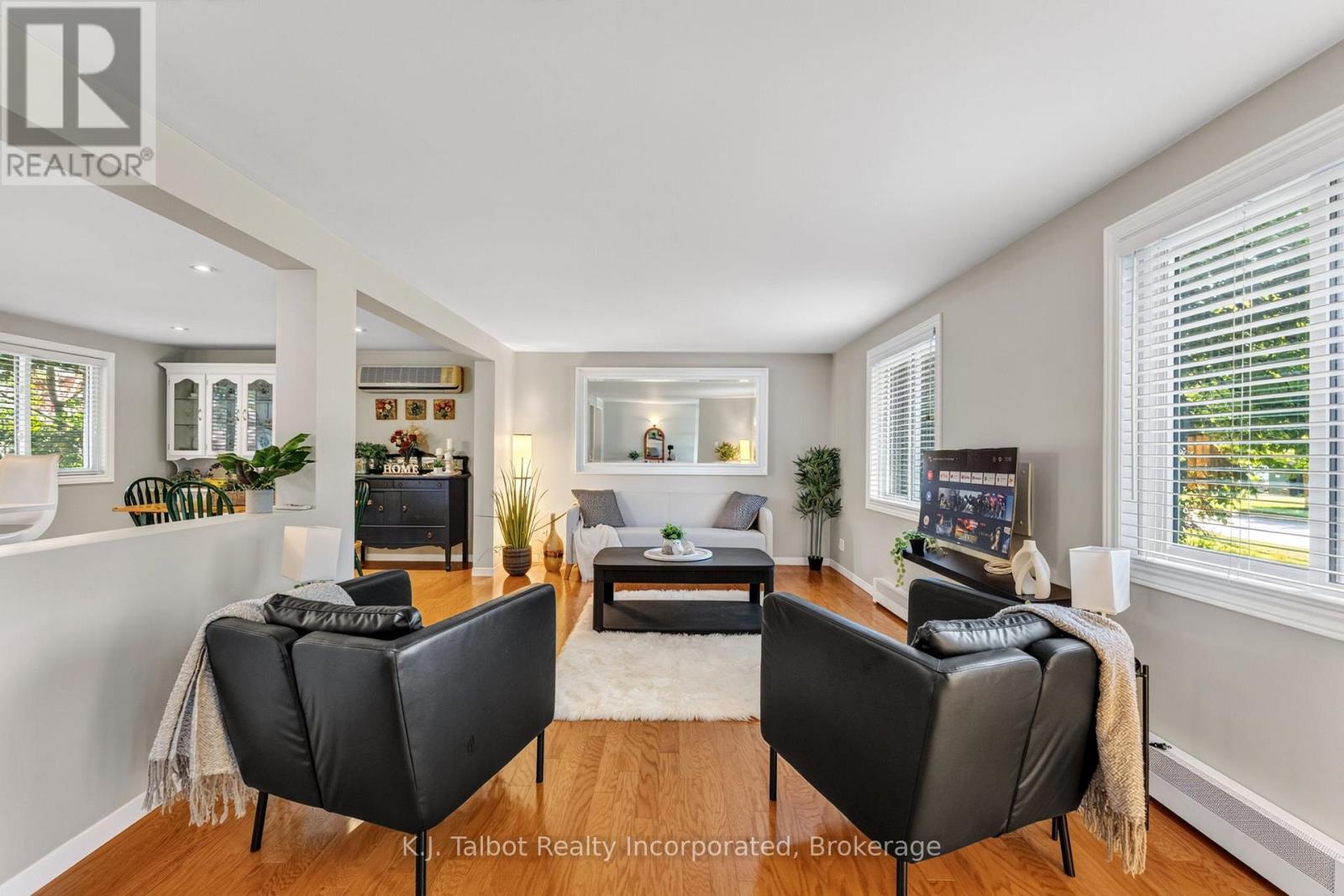 232 PICTON STREET W - 14
