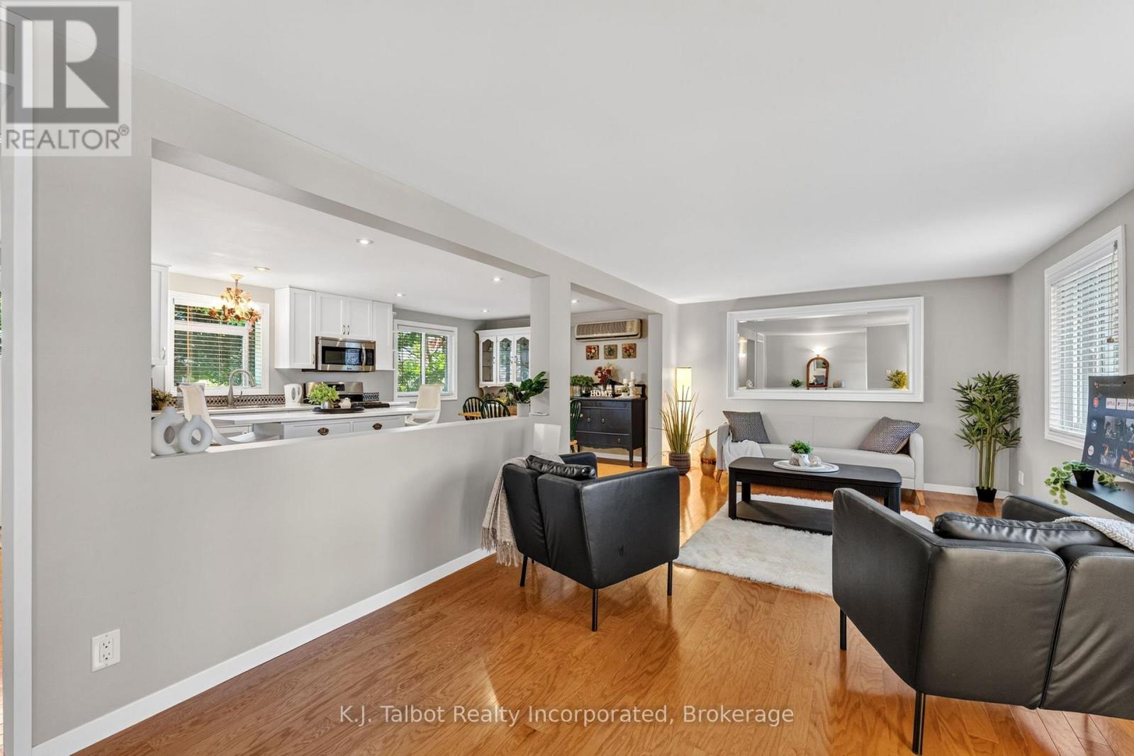 232 PICTON STREET W - 15