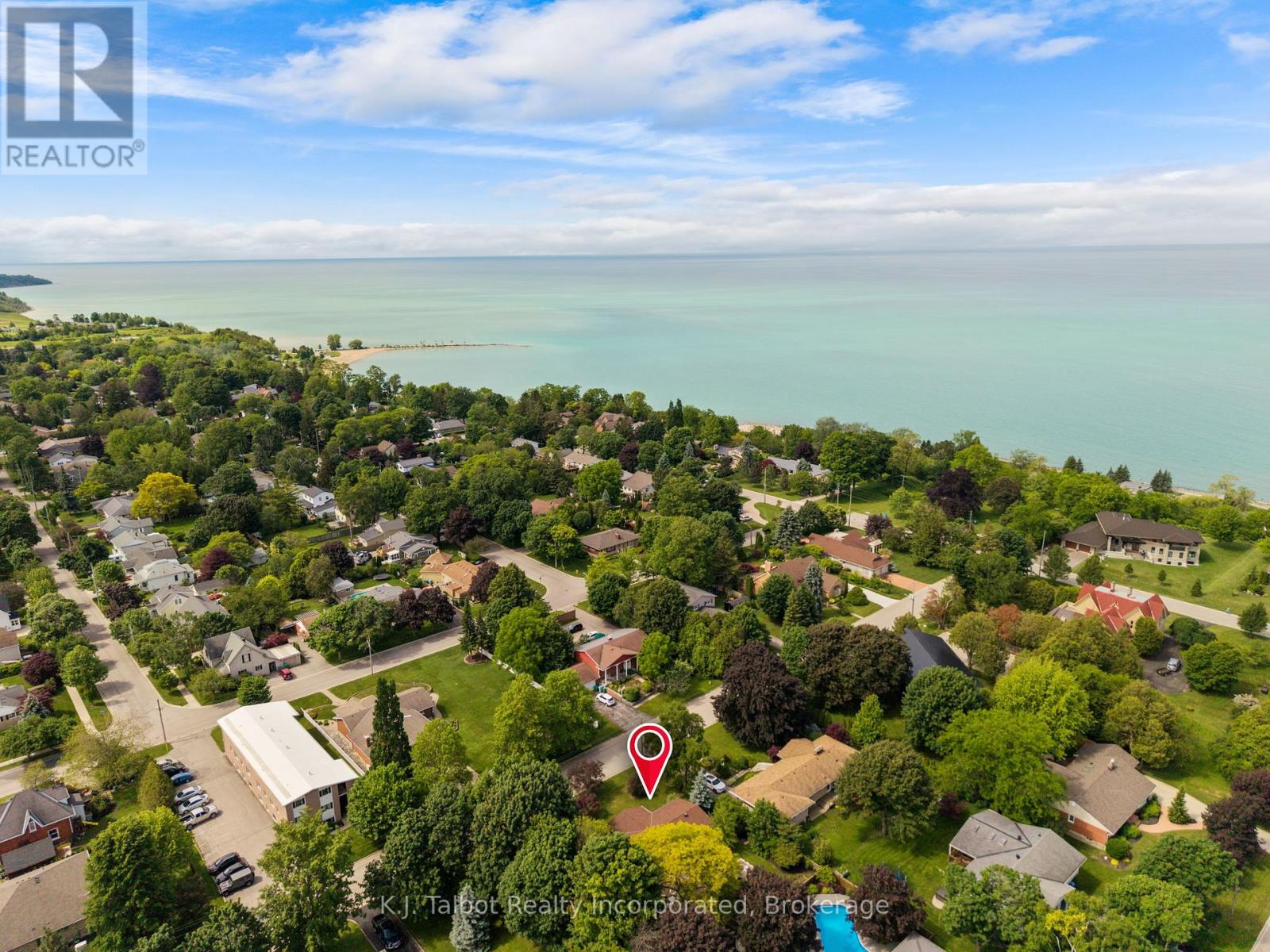232 PICTON STREET W - 6