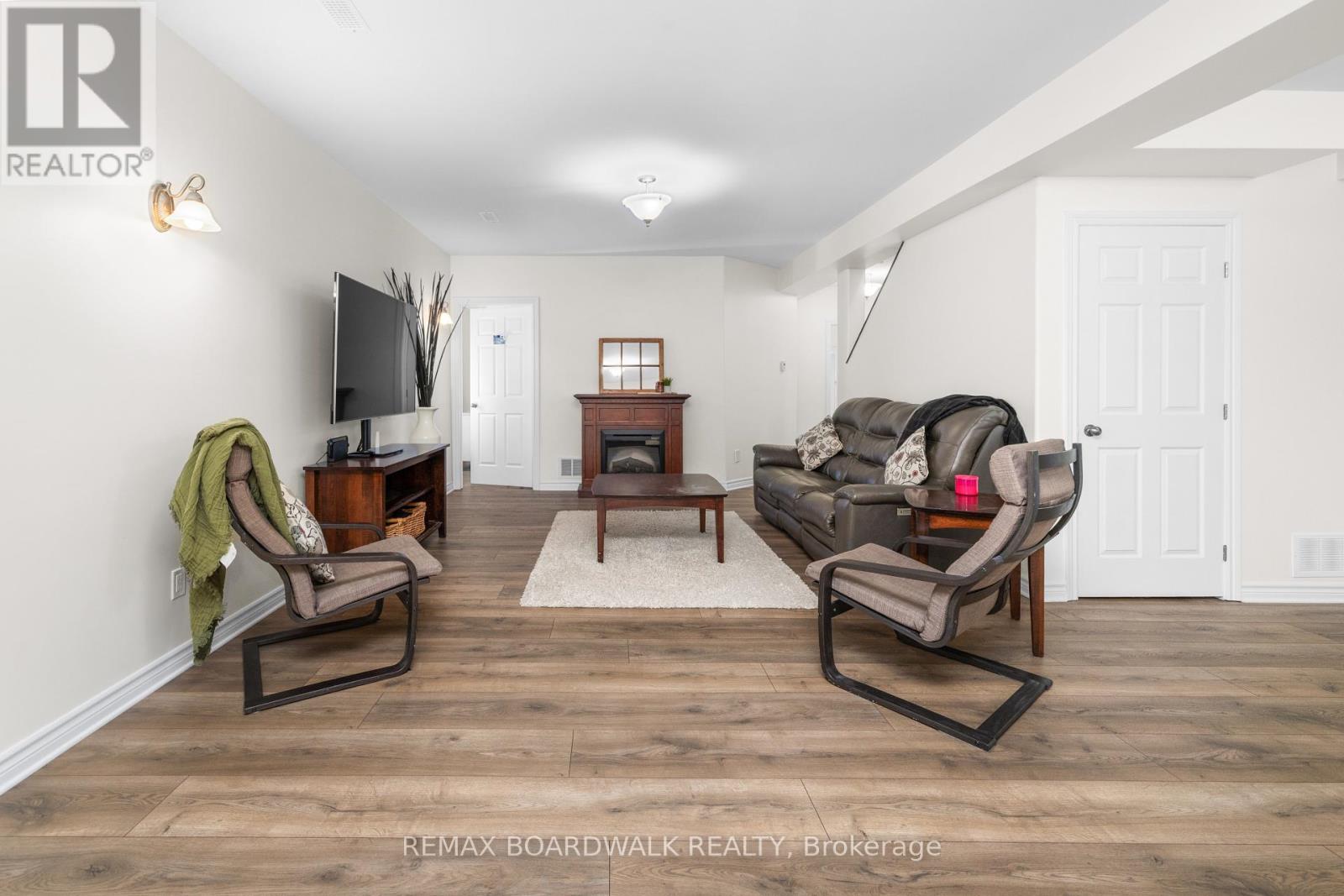 6671 THIRD LINE ROAD - 36