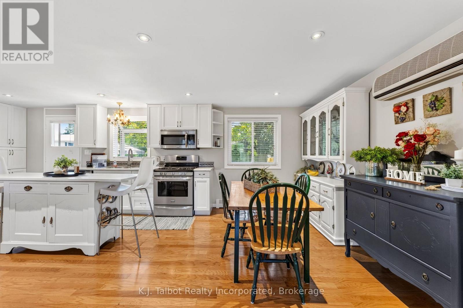 232 PICTON STREET W - 18