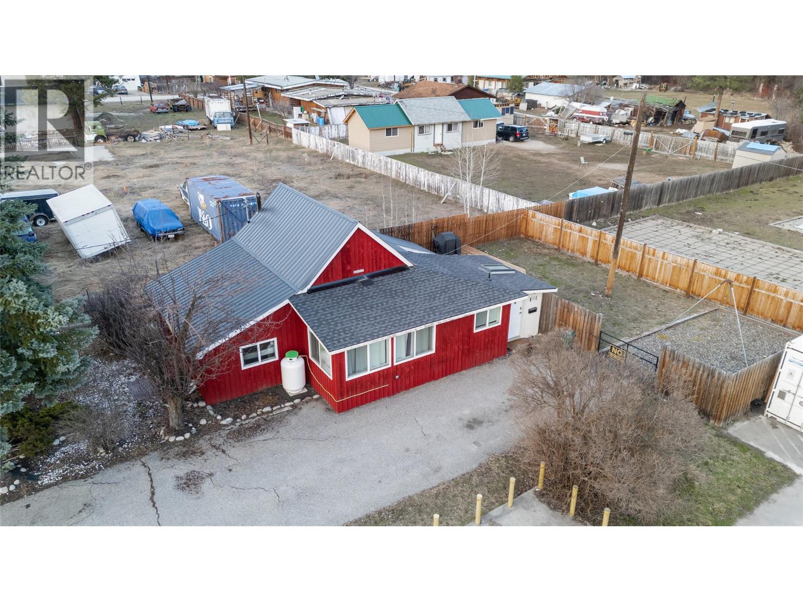 5844 Highway 33 - 3