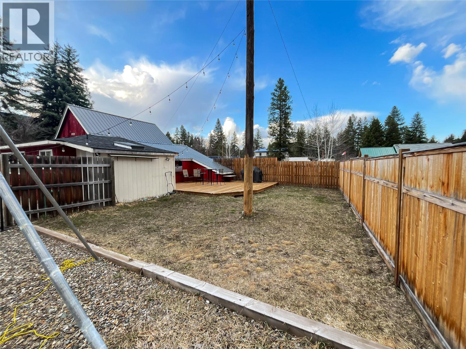 5844 Highway 33 - 5
