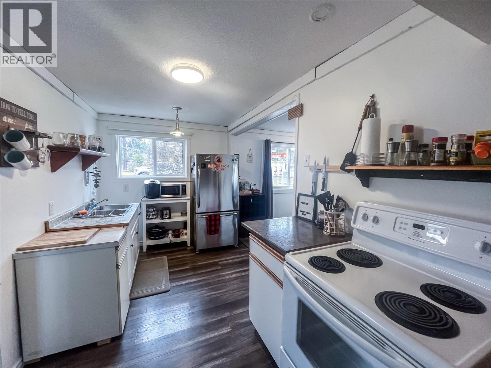 5844 Highway 33 - 8