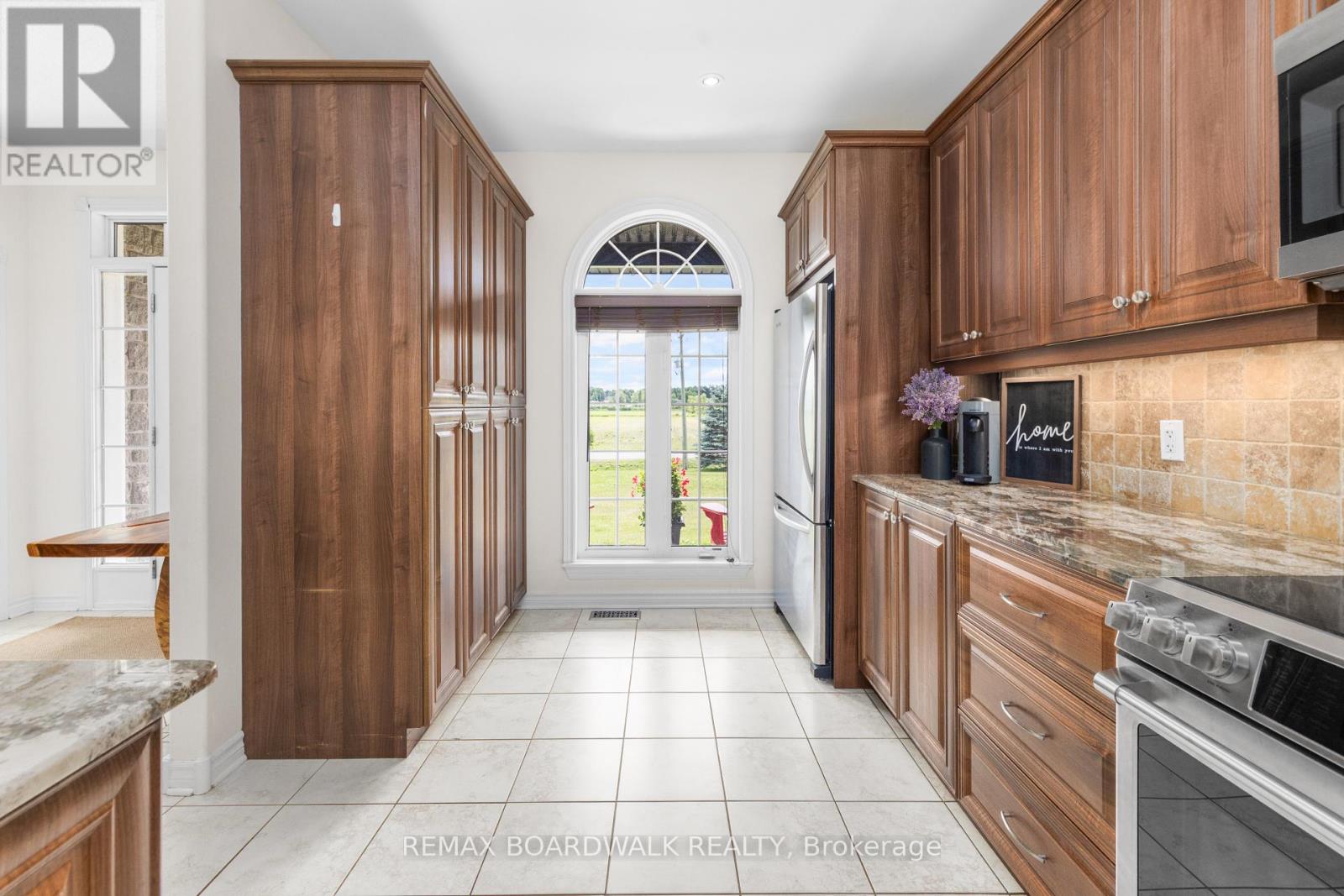 6671 THIRD LINE ROAD - 8