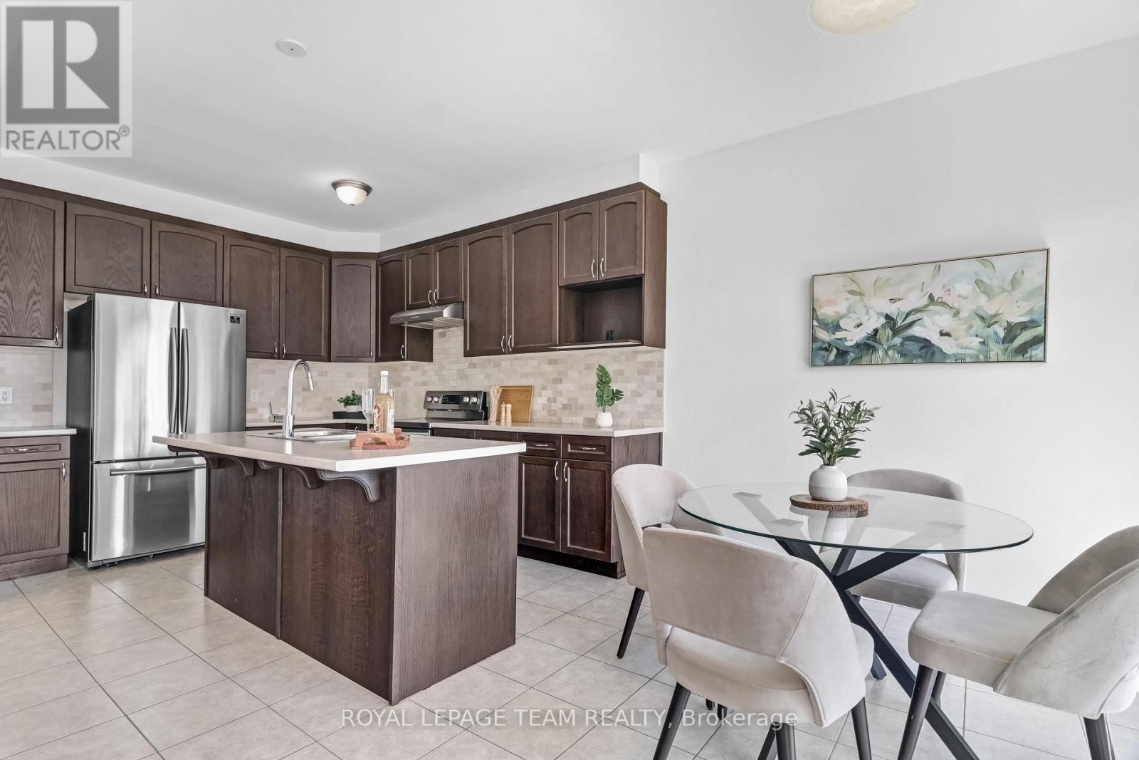 4852 ABBOTT STREET E - 11