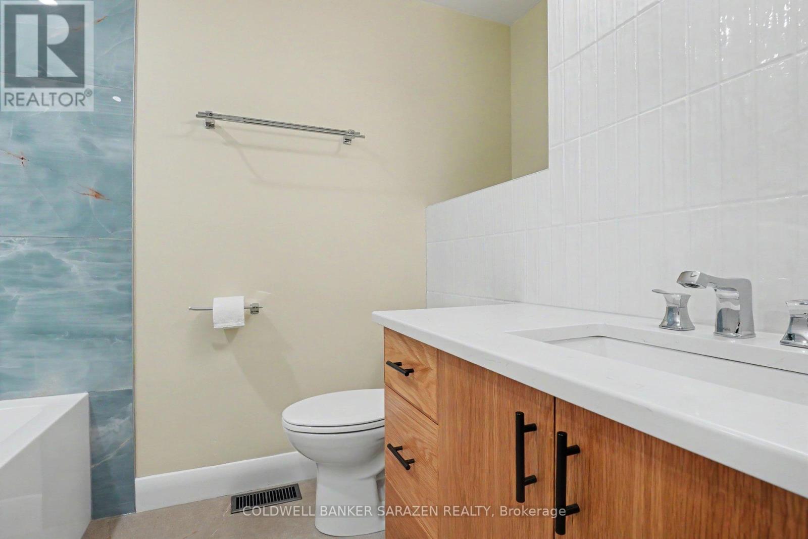 36 MCCALLUM STREET - 18