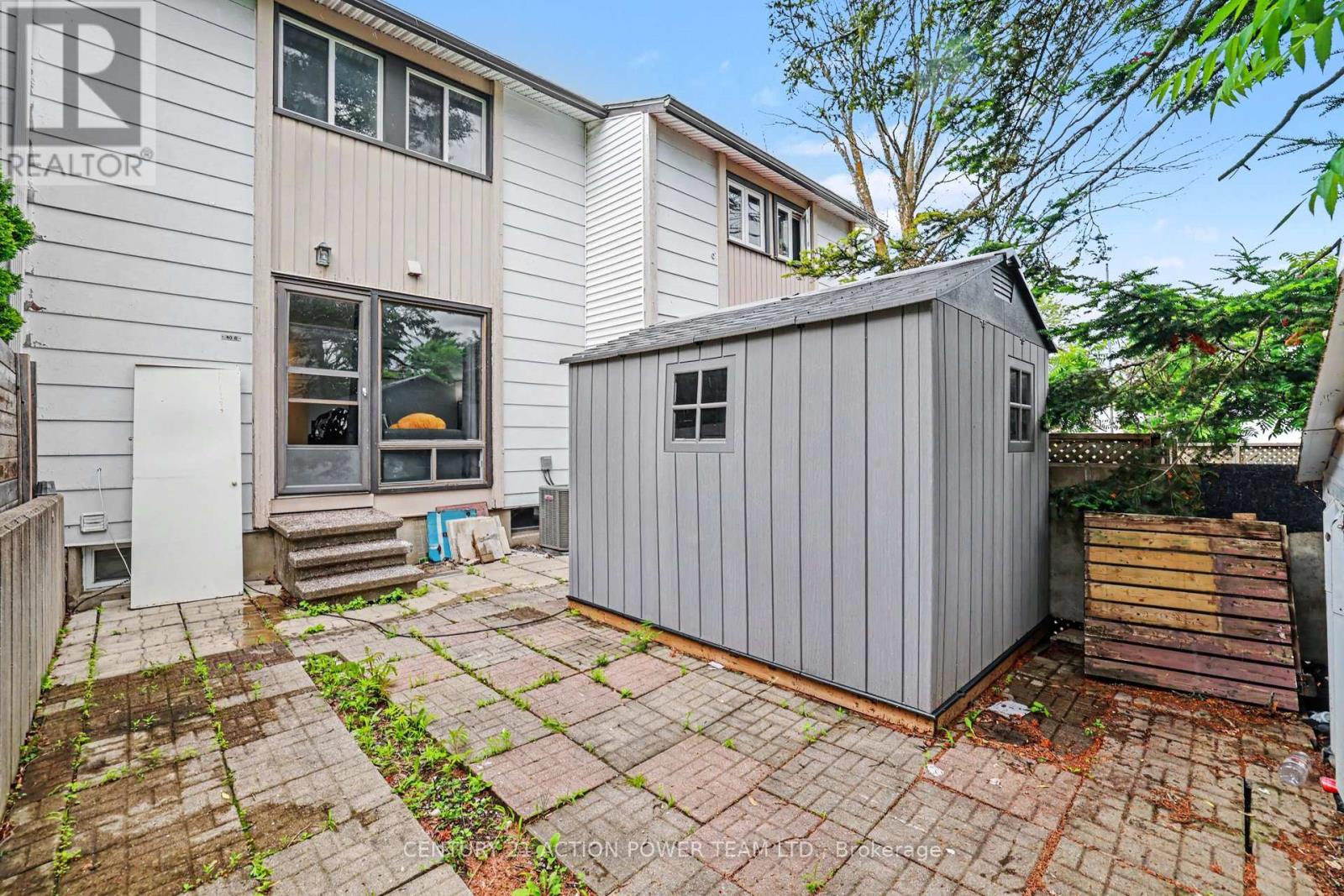 #76 48 SUMAC STREET - 22