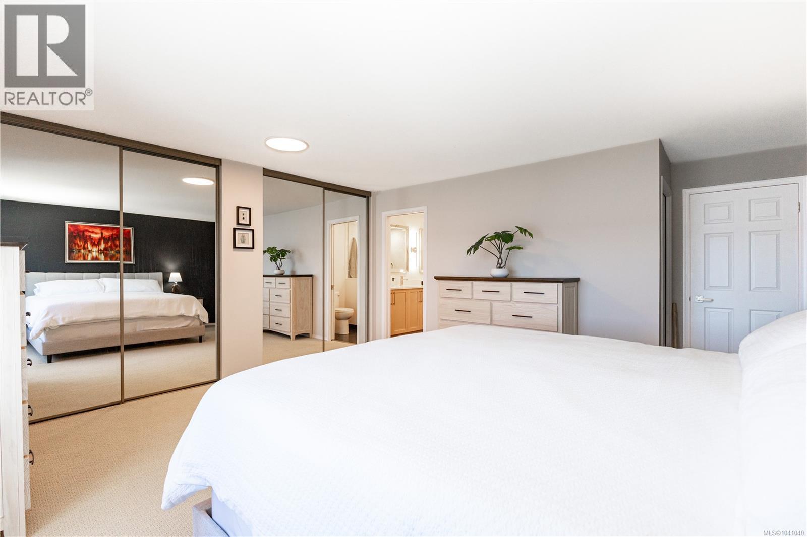 204 539 Island Hwy, Campbell River