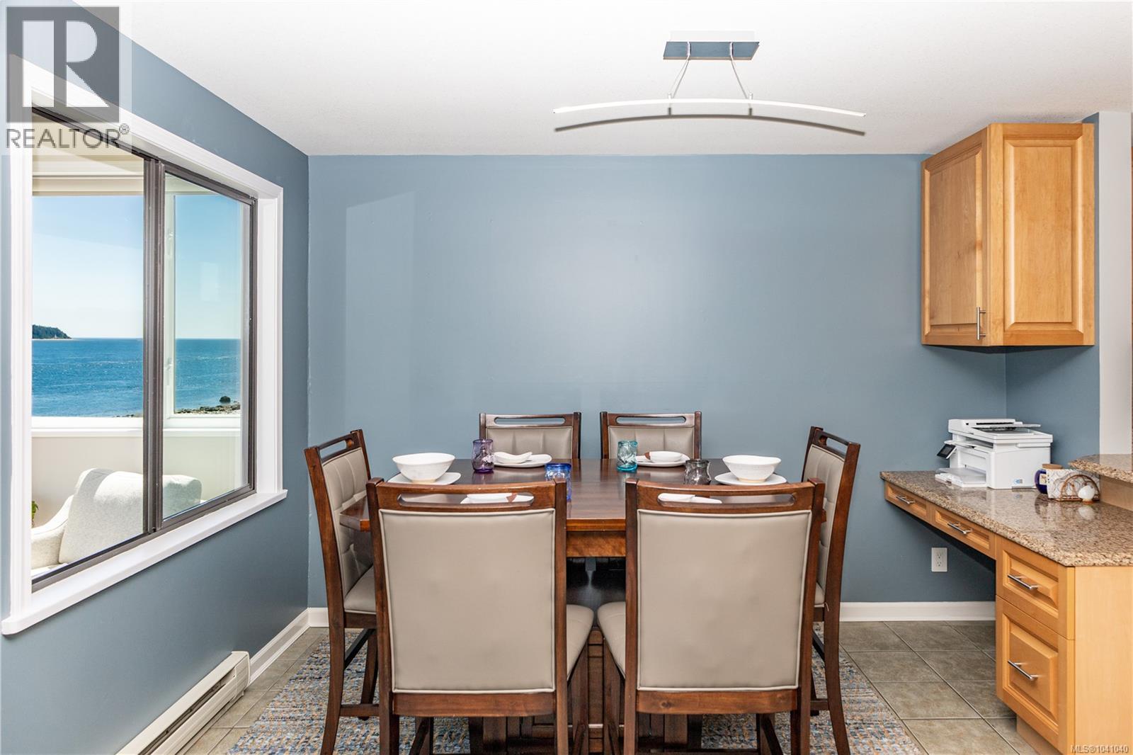 204 539 Island Hwy, Campbell River