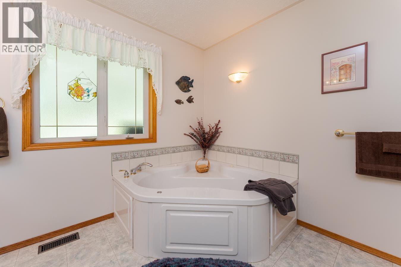 Photo 22 of 40 — 8315 DOMAGALA ROAD · Prince George, BC