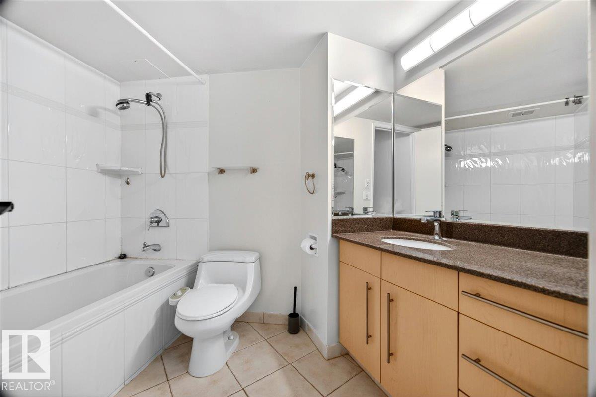 #1701 10045 117 ST NW - 16