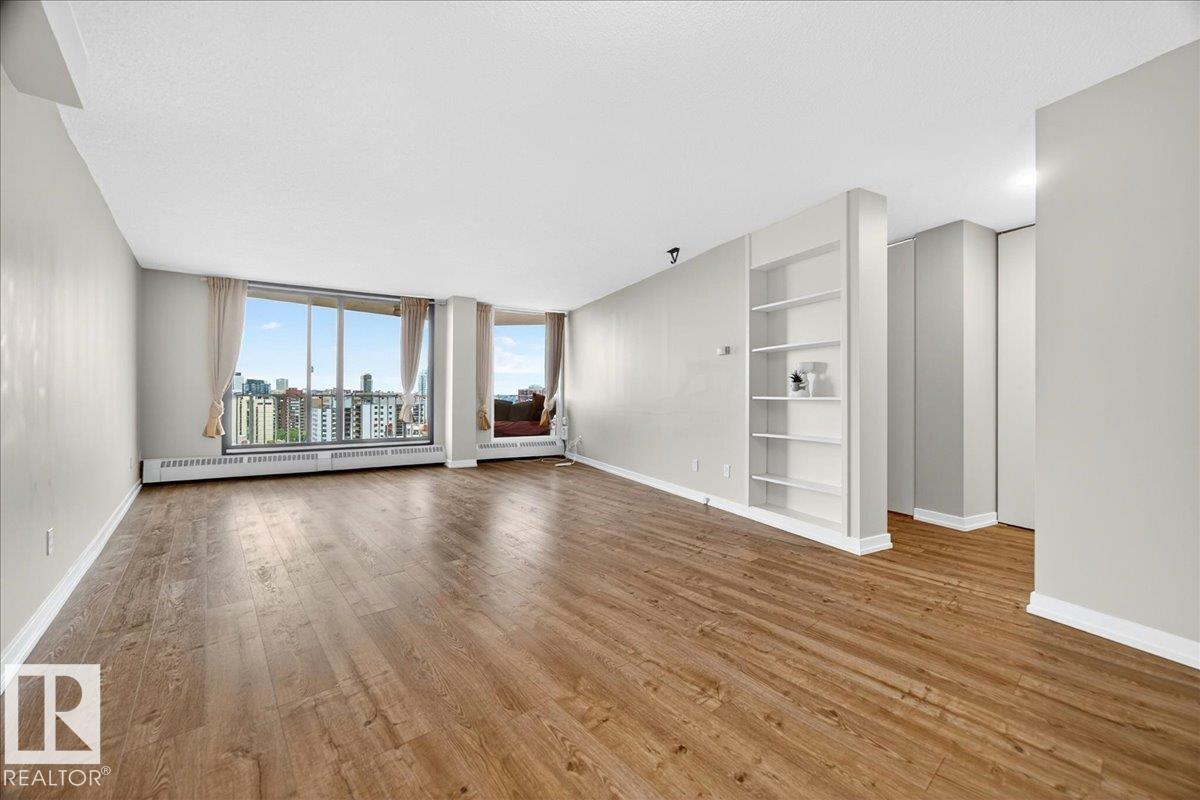 #1701 10045 117 ST NW - 11