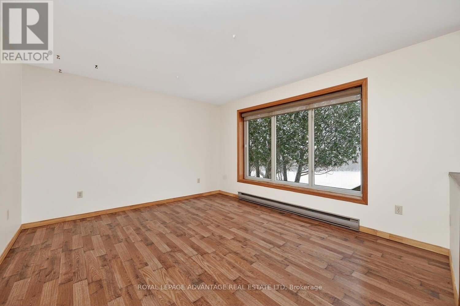 83 BROADVIEW AVENUE W - 12