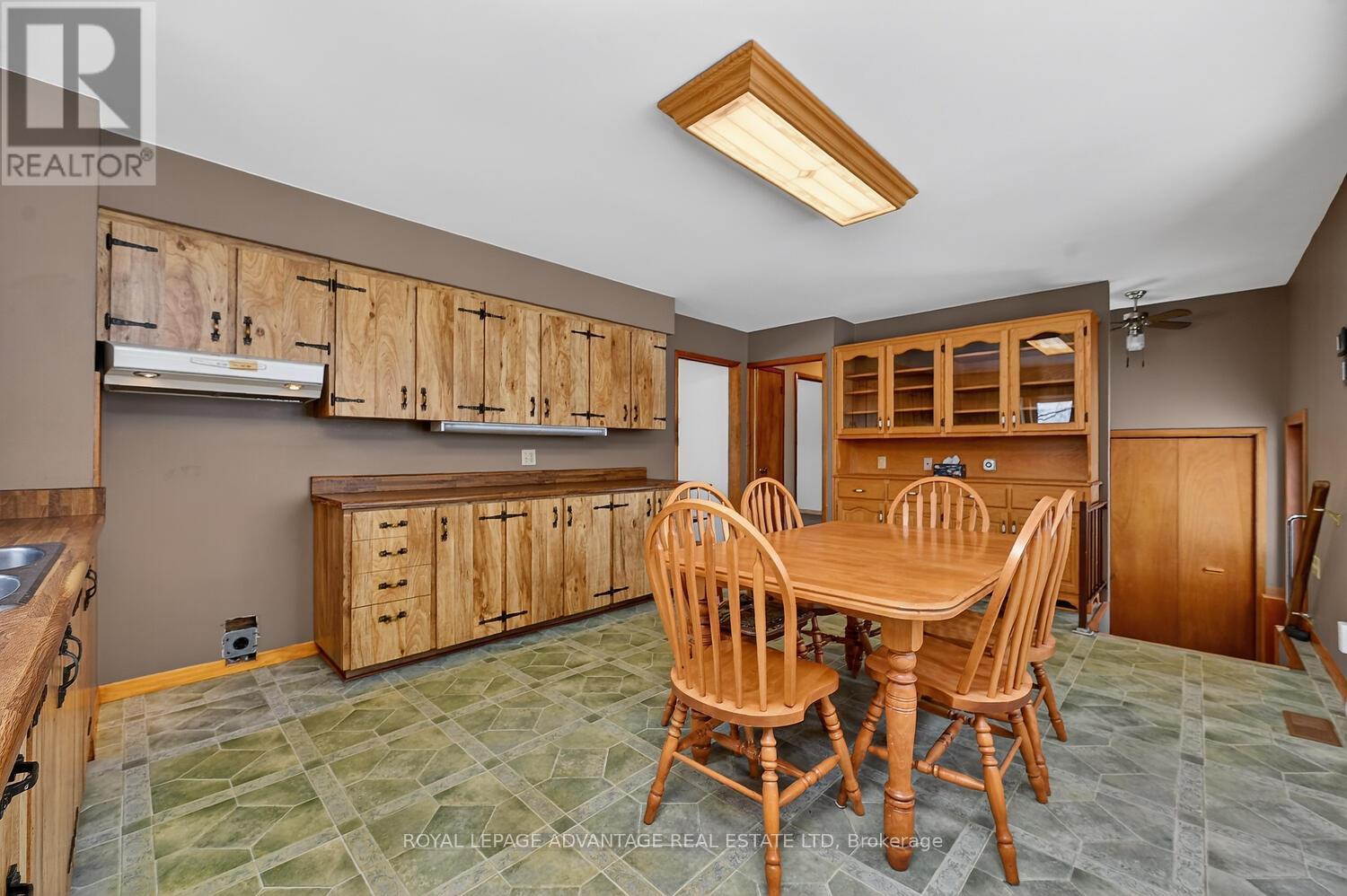 83 BROADVIEW AVENUE W - 14