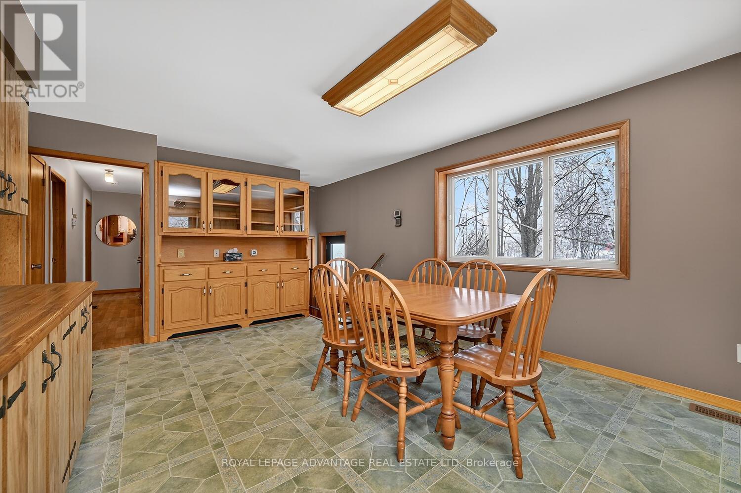 83 BROADVIEW AVENUE W - 16