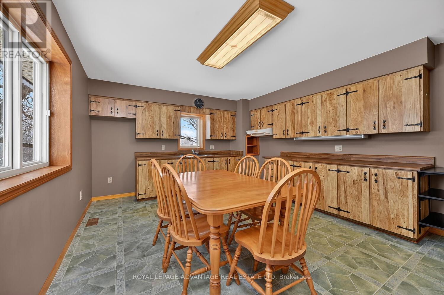 83 BROADVIEW AVENUE W - 17