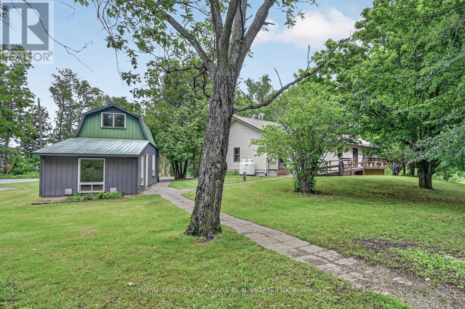 83 BROADVIEW AVENUE W - 39