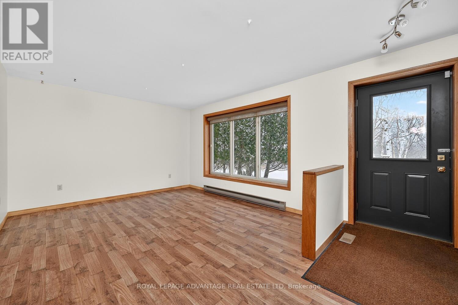 83 BROADVIEW AVENUE W - 9