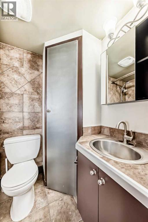 #206 2417 17 Street SW - 30