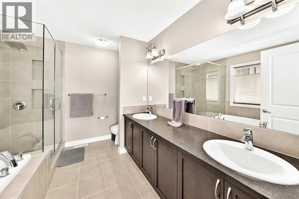 141 Riviera Crescent - 35