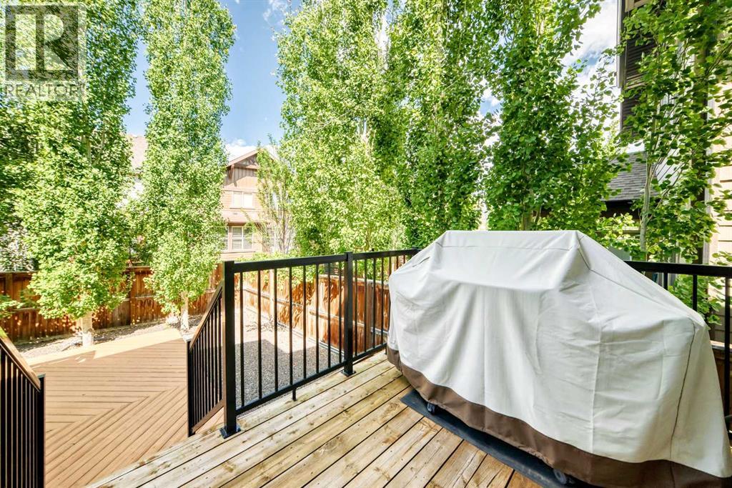 141 Riviera Crescent - 24