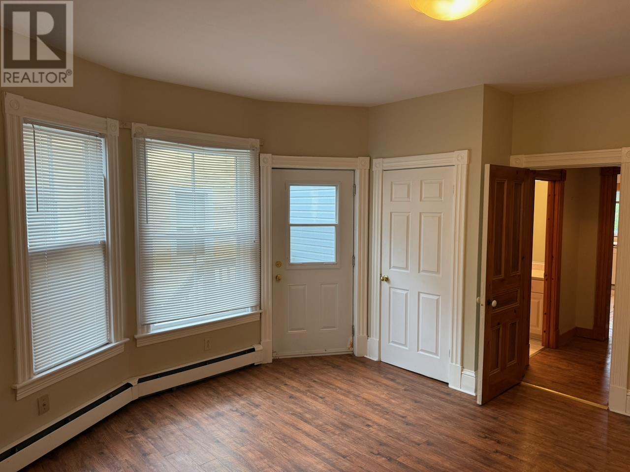 51 UPPER PRINCE Street - 4