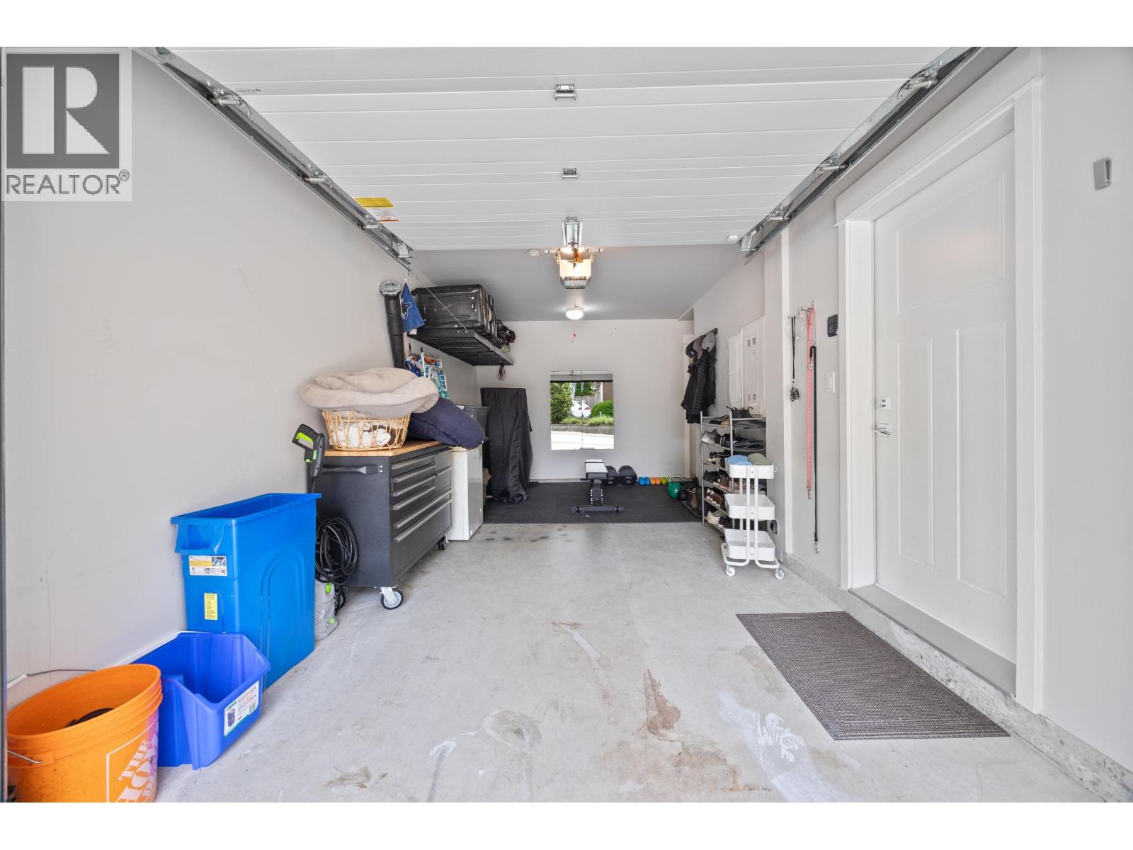 6 1818 HARBOUR STREET, Port Coquitlam