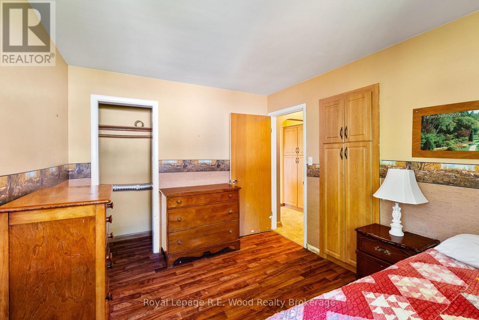 286 WALNUT STREET - 17