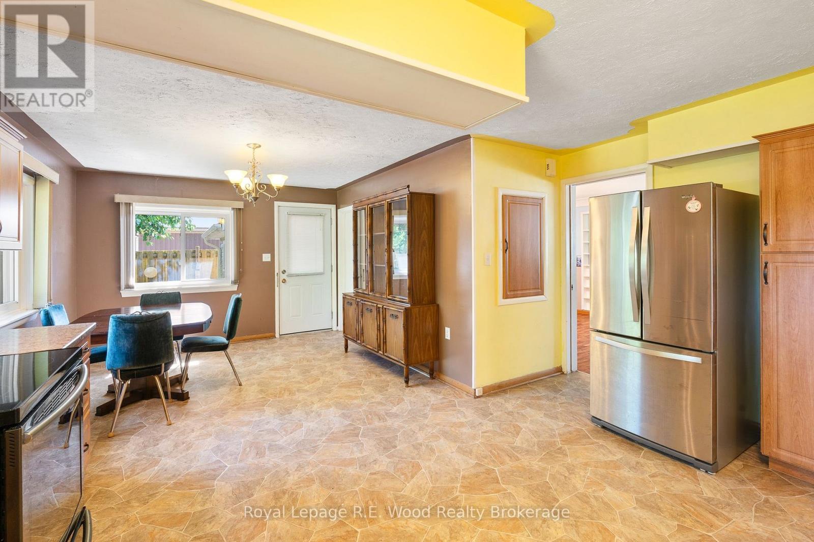 286 WALNUT STREET - 13