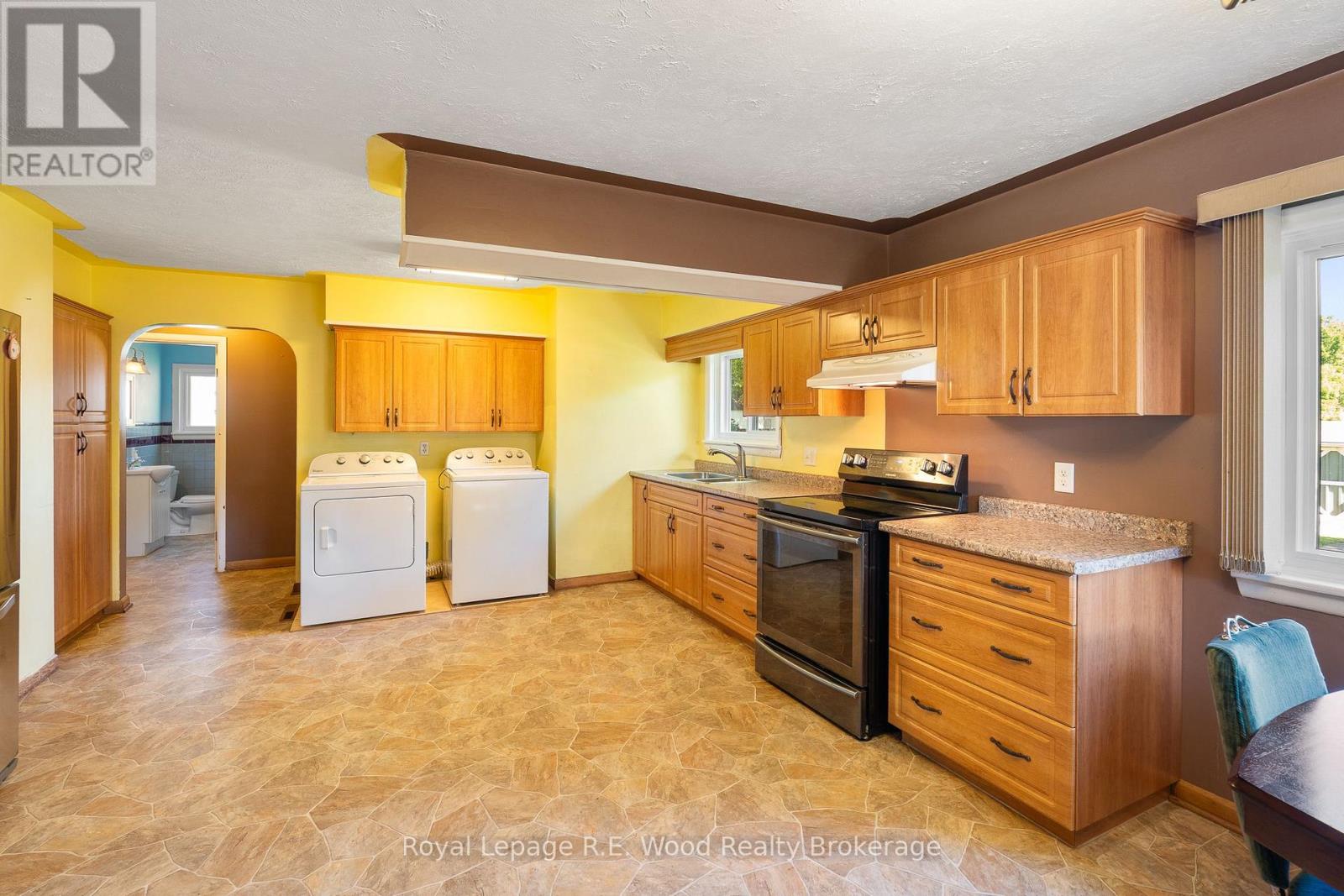 286 WALNUT STREET - 11
