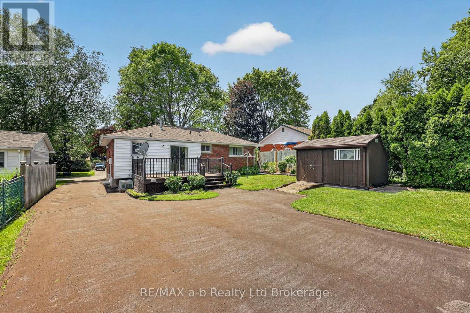 42 PRINCESS PARK ROAD - 19