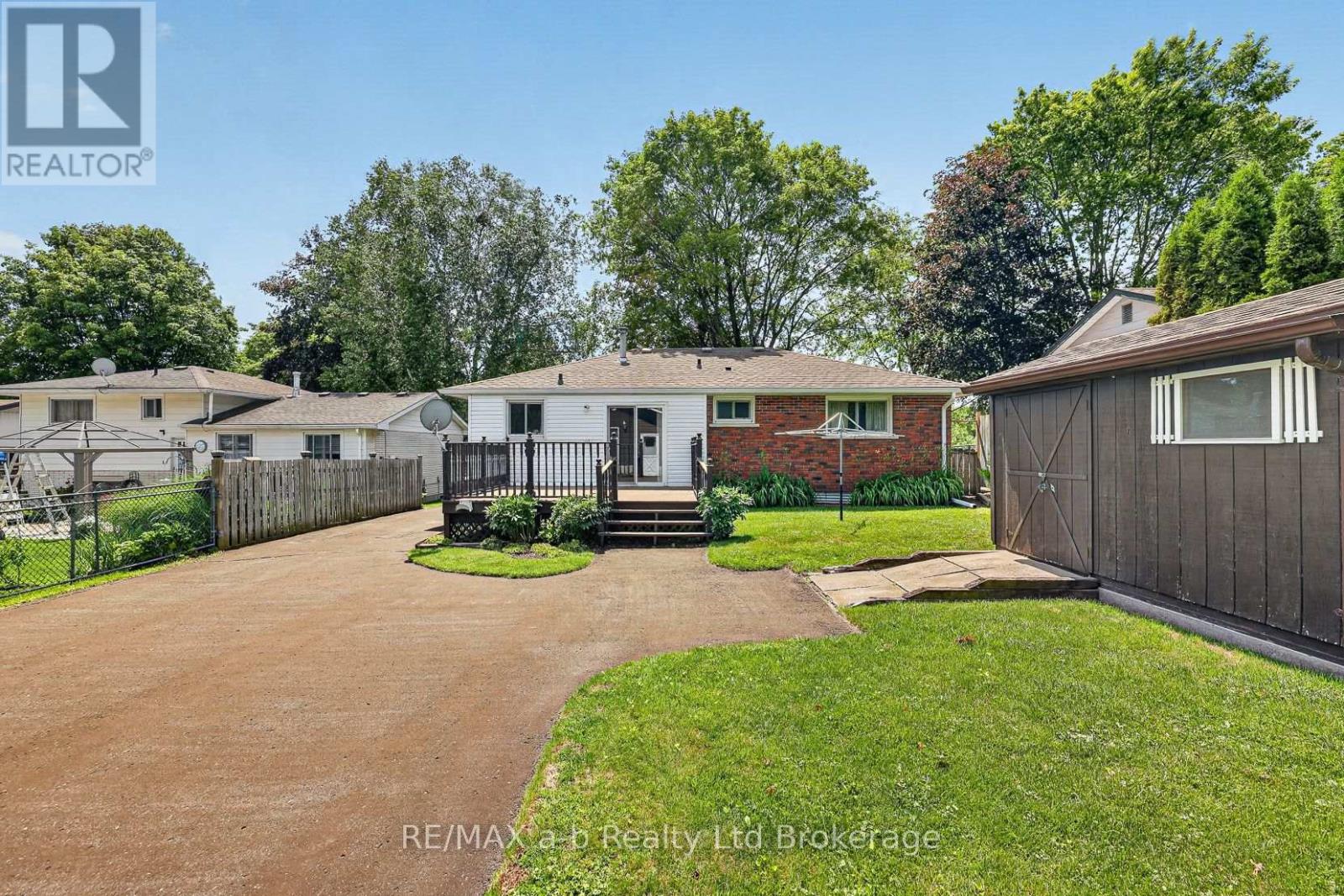 42 PRINCESS PARK ROAD - 20