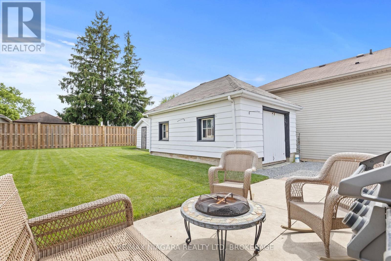 47 SULLIVAN AVENUE - Image 4