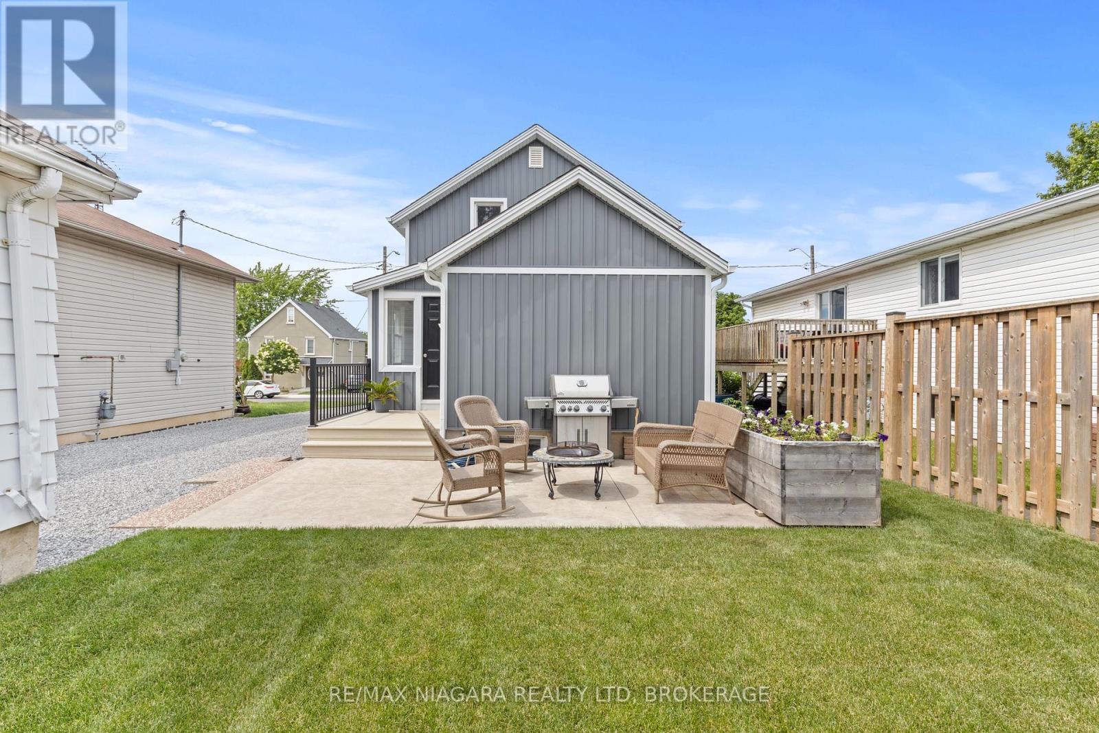 47 SULLIVAN AVENUE - Image 36