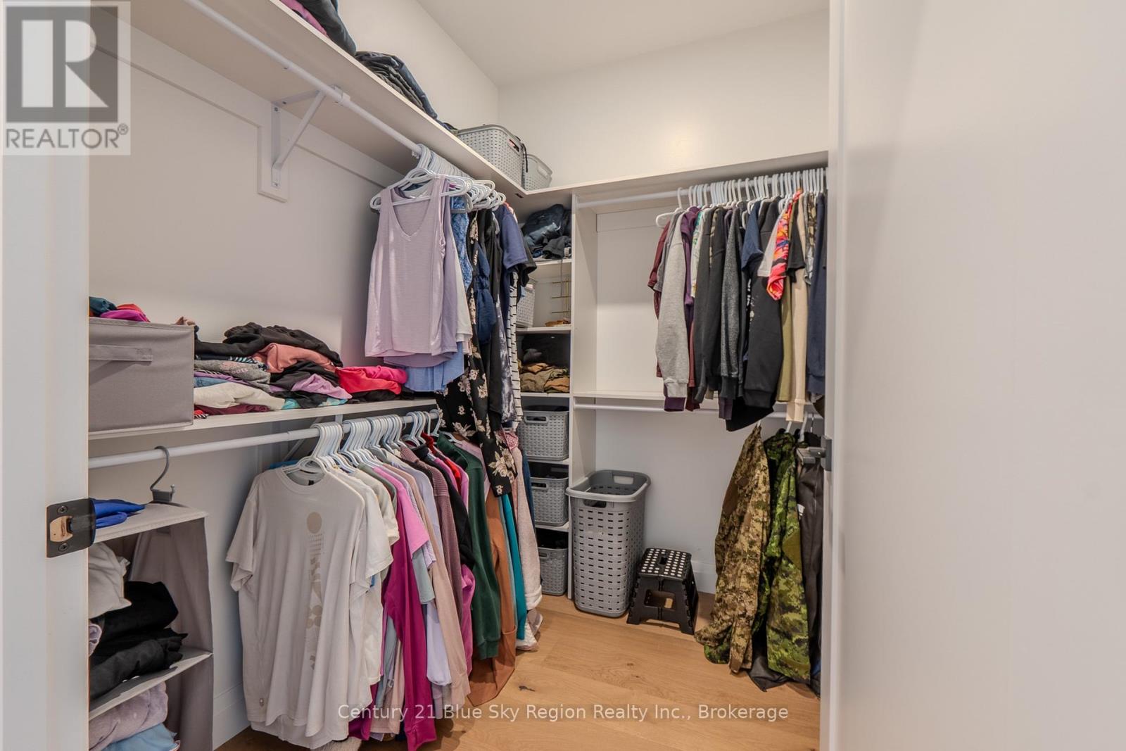 178 CARMICHAEL DRIVE - 20