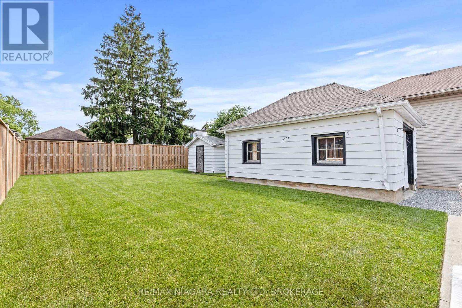 47 SULLIVAN AVENUE - Image 3