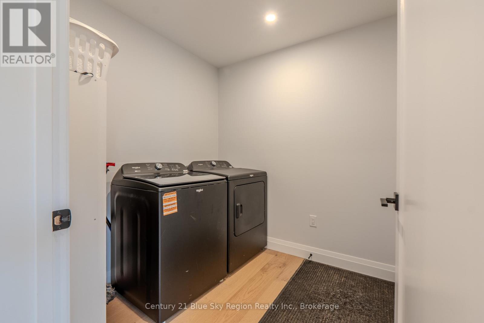 178 CARMICHAEL DRIVE - 27